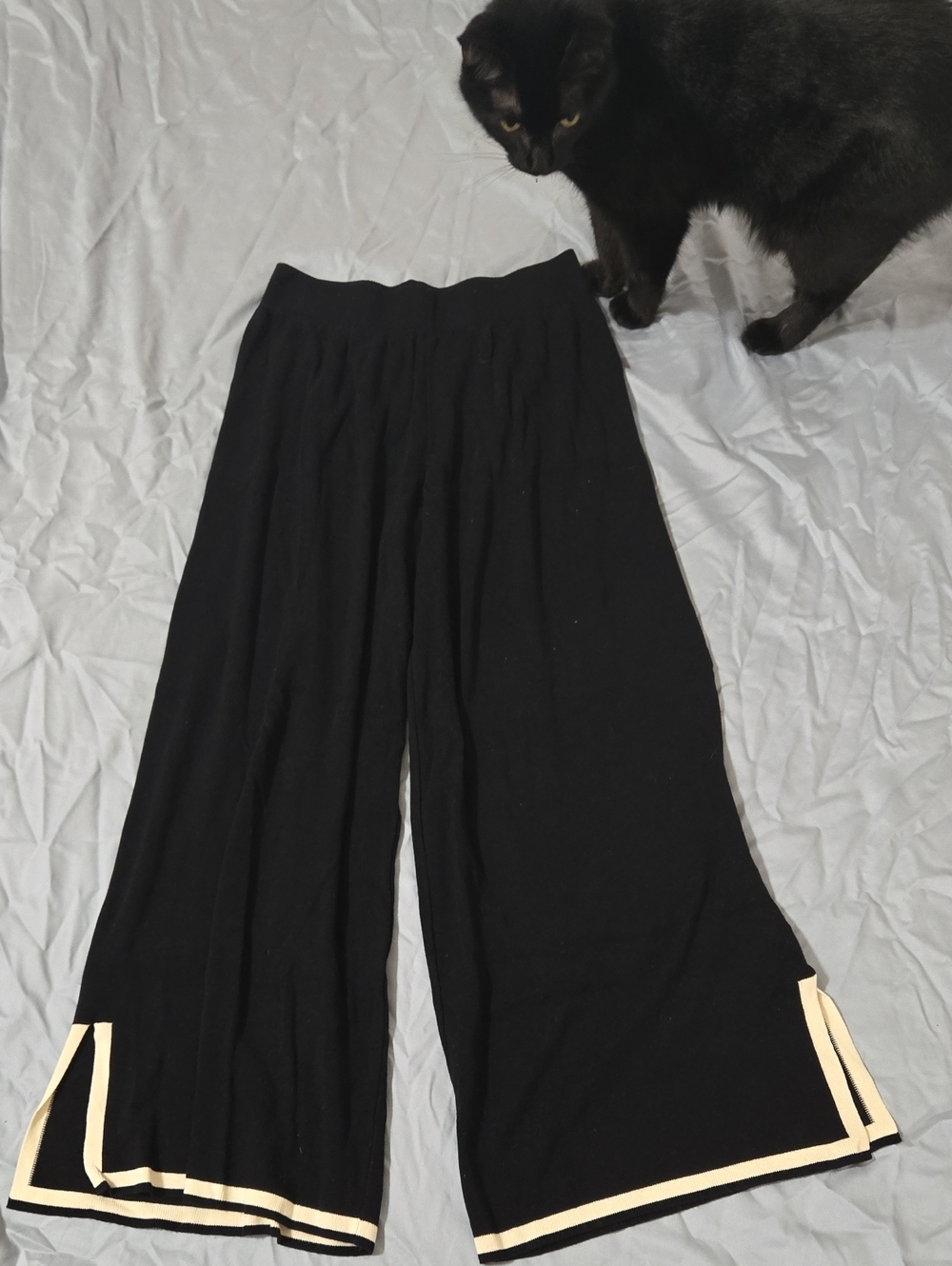 Black Wide-Leg Knit Pants with Ivory Trim